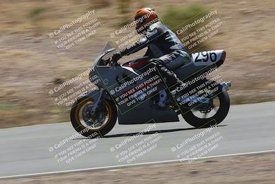 media/Apr-20-2025-AHRMA (Sun) [[393a79c373]]/Race/Group 8/Turn 4b/